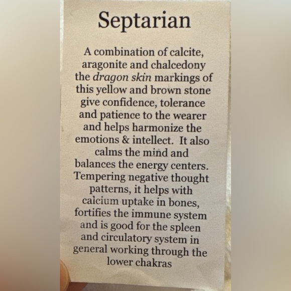 Beautiful Septarian heart shaped palm stone #3 - Picture 7 of 15